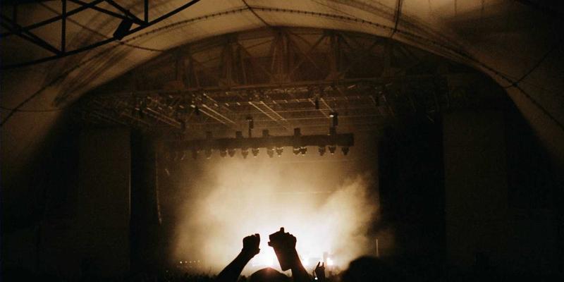 动态血糖监测（CGM）与扫描式葡萄糖监测：精准血糖控制、健康饮食与并发症预防的科技利器